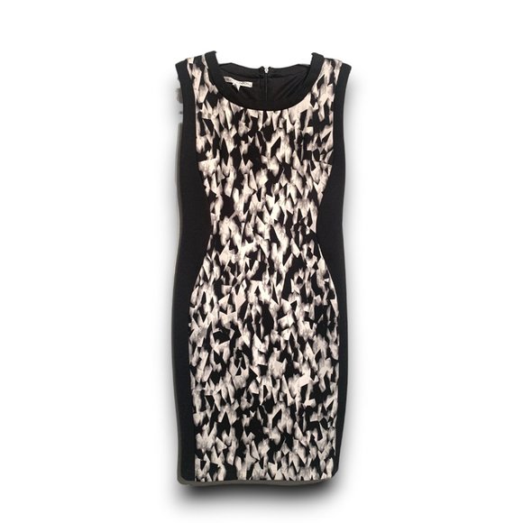 Maggy London Dresses & Skirts - Maggie London Fitted Black, Gray, & White GeoBlock Pencil Sheath Midi Dress